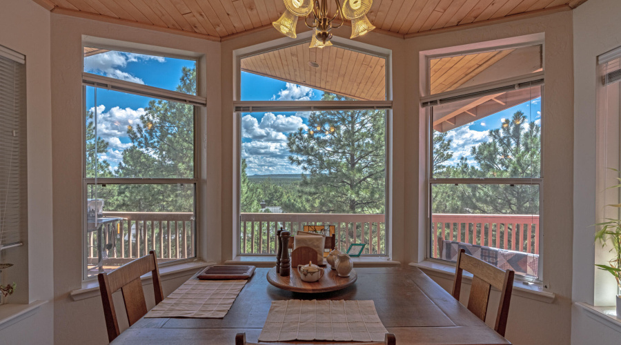 Breakfast Room with a VIEW