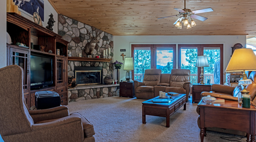 Beautiful Great Room with VIEWS