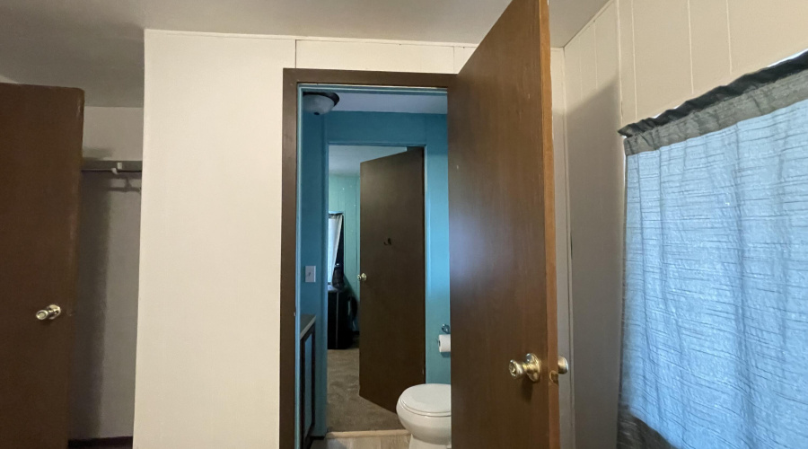 Half bath Jack & Jill Bedroom access