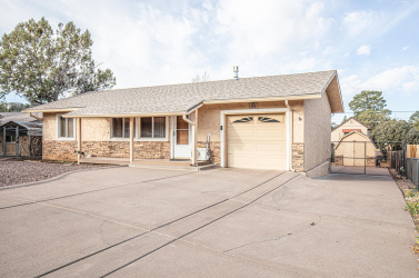 912 Lone Pine Circle, Payson, Arizona 85541, Bedrooms, ,Bathrooms,Residential,For Sale,Lone Pine,91728