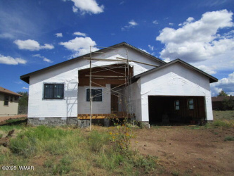 561 Rock Ridge Drive, Show Low, Arizona 85901, Bedrooms, ,Bathrooms,Residential,For Sale,Rock Ridge,258044