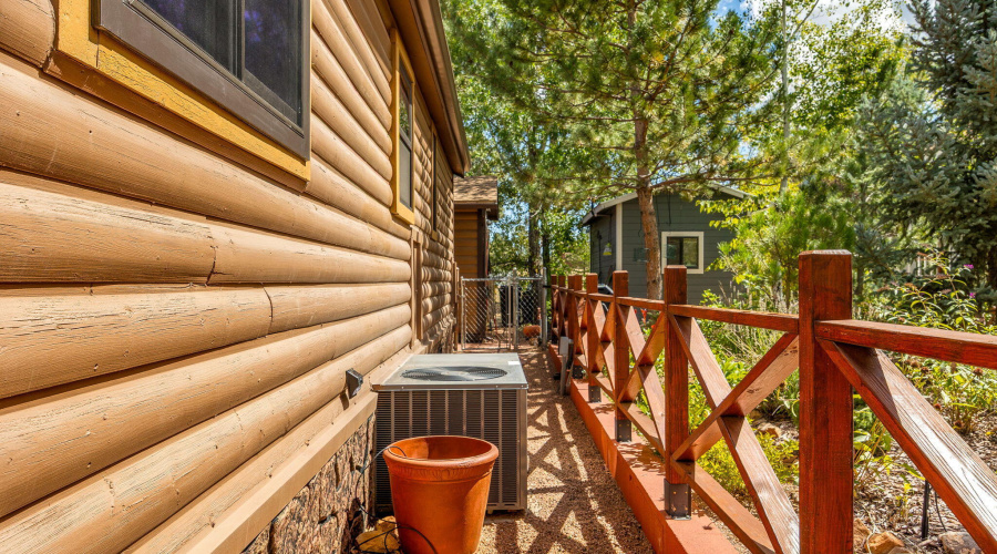 2274WaterNHoleRd-HeberOvergaard-AZ-30