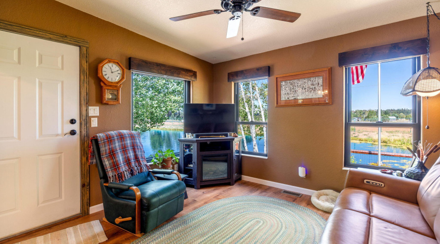 2274WaterNHoleRd-HeberOvergaard-AZ-9