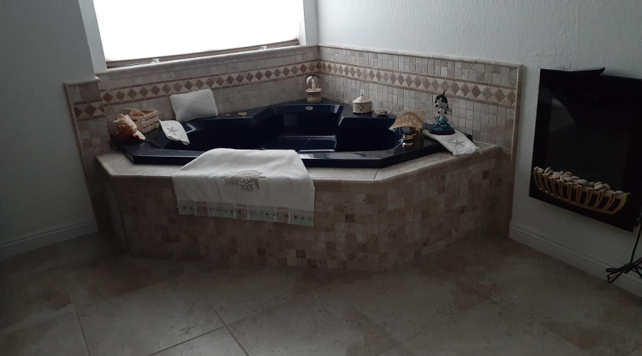 jaccuzzi tub