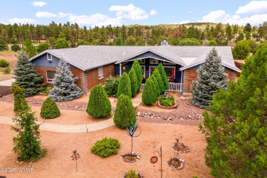 5330 April Place, Pinedale, Arizona 85934, Bedrooms, ,Bathrooms,Residential,For Sale,April,258056