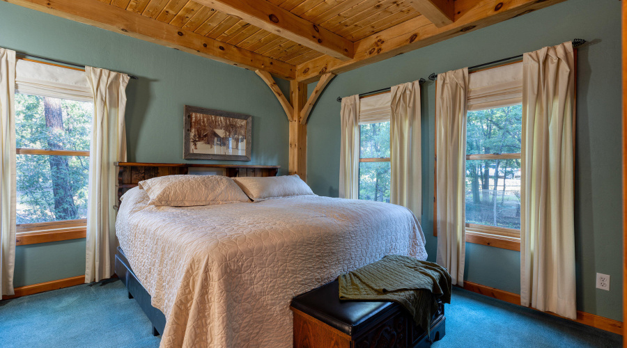 022_photo22_950_e_osprey_ln._pt_85935_ta