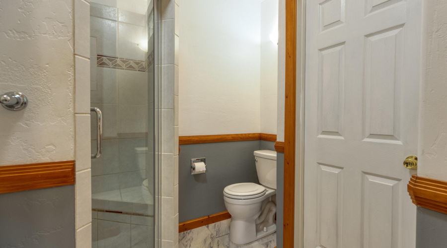 024_photo24_950_e_osprey_ln._pt_85935_ta