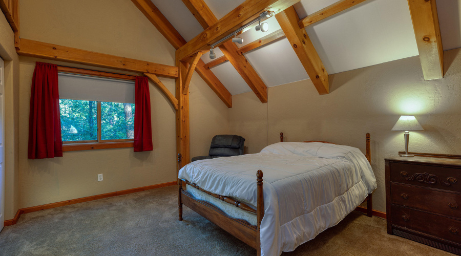 031_photo31_950_e_osprey_ln._pt_85935_ta