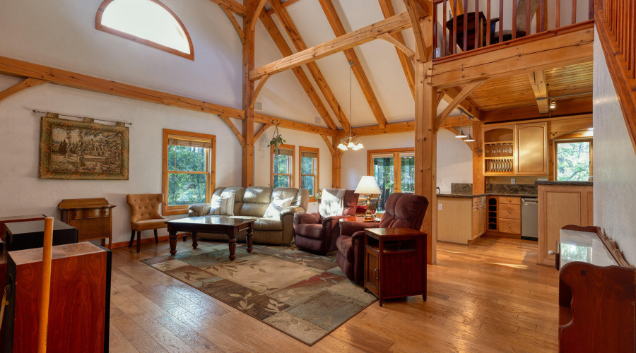 012_photo12_950_e_osprey_ln._pt_85935_ta