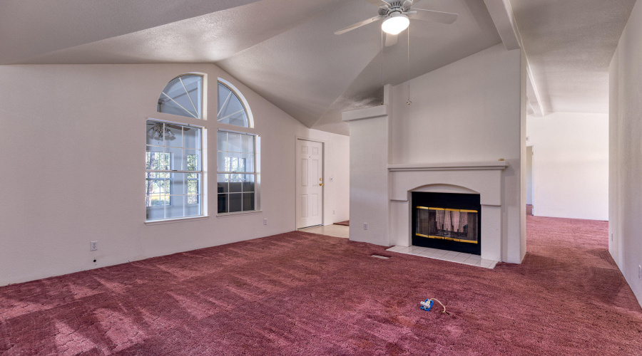 014_photo14_3551_ah_ho_pine_dr_ls_85929_