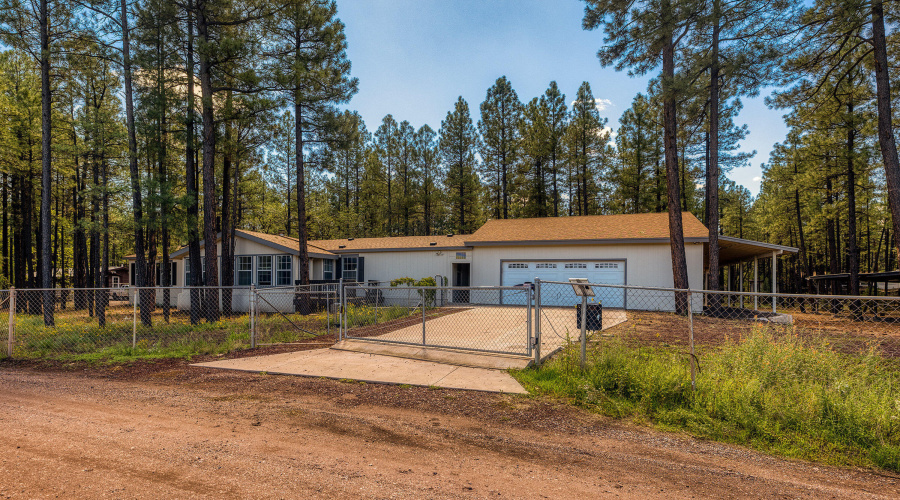 006_photo6_3551_ah_ho_pine_dr_ls_85929_s