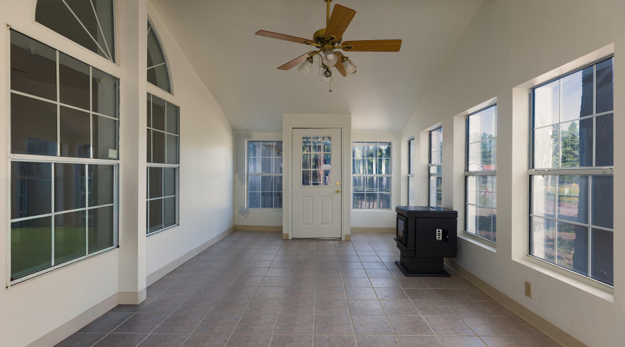 010_photo10_3551_ah_ho_pine_dr_ls_85929_