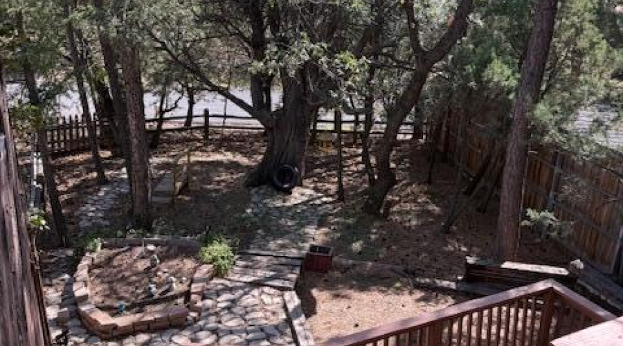 from lounge to the deck