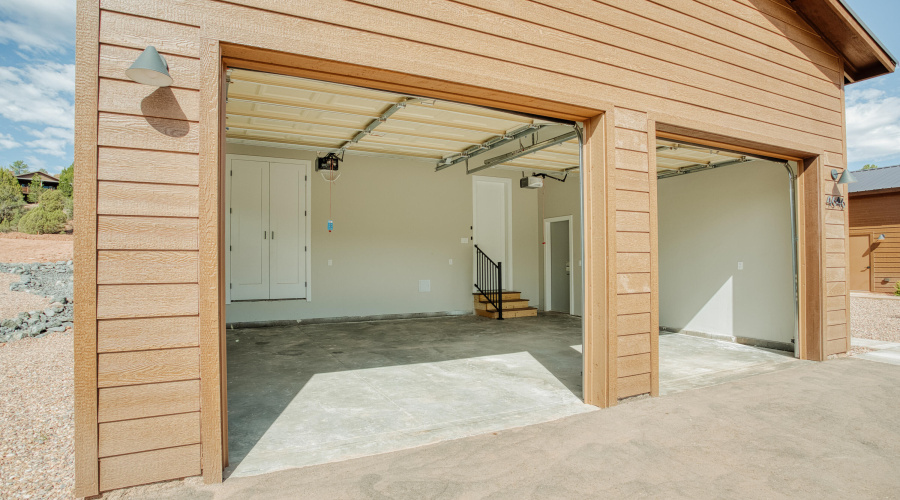 Luxury Twin Home - Bison Ridge