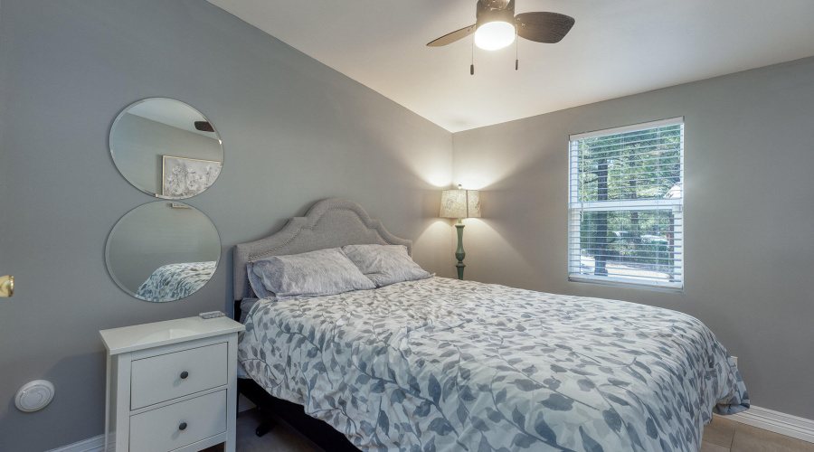 027_photo27_3030_w_young_st_sl_85901_ang