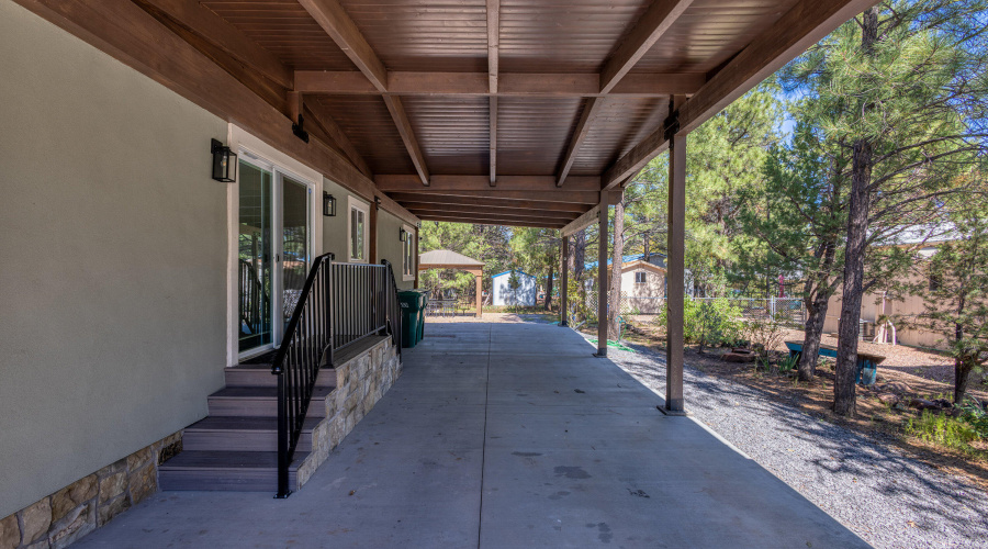 009_photo9_3030_w_young_st_sl_85901_ange