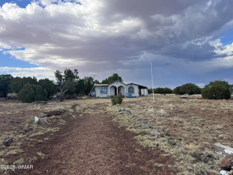 9058 Pinto Trail, Show Low, Arizona 85901, Bedrooms, ,Residential,For Sale,Pinto,258130
