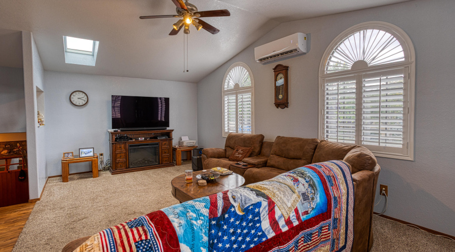 PAX_3404_AuroraHDR2019-edit