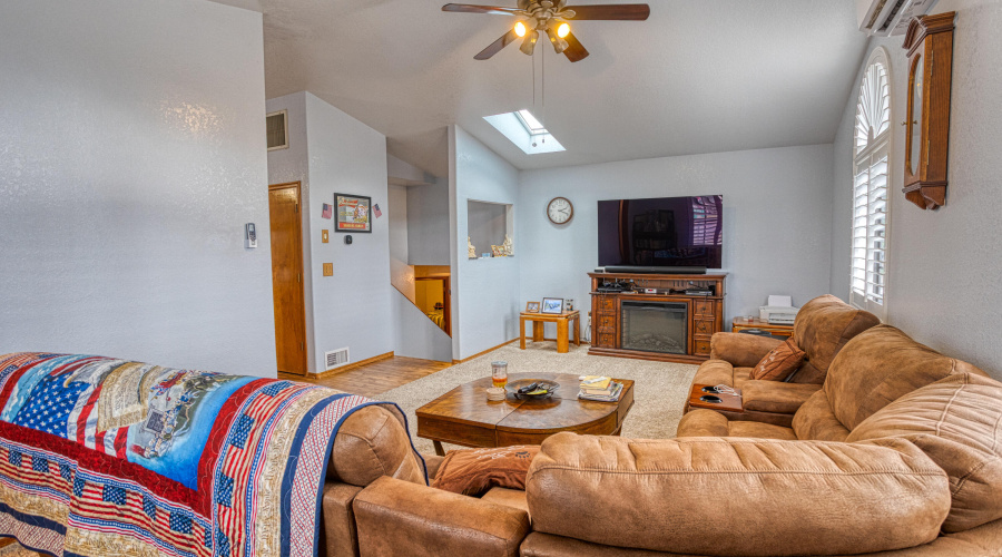 PAX_3407_AuroraHDR2019-edit