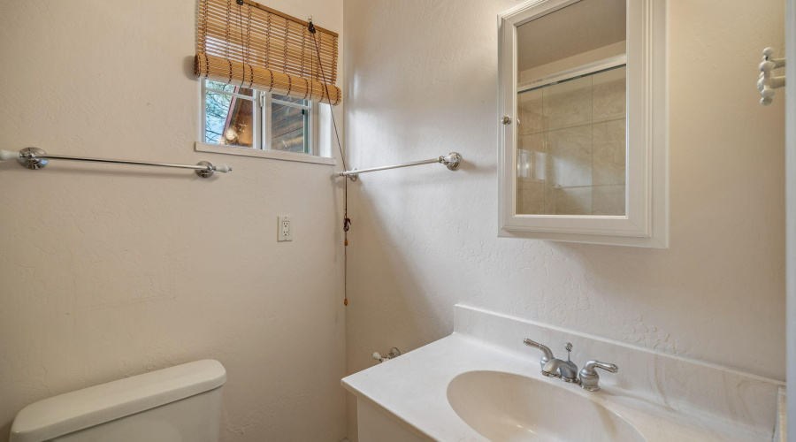 Guest Quarters Bathroom