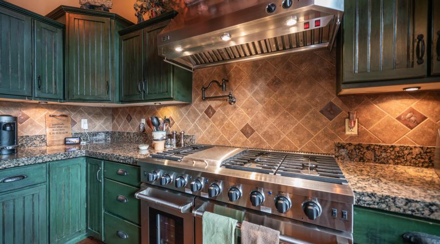 4218 Stargazer Dr Interior Photos-35