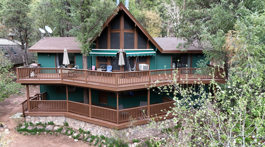 DJI_20250430173620_0101_D Z