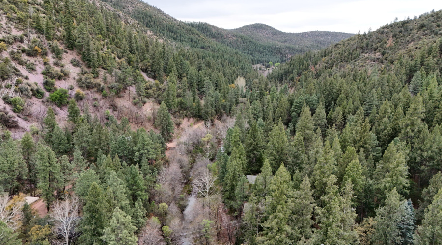 DJI_20250430174232_0106_D Z