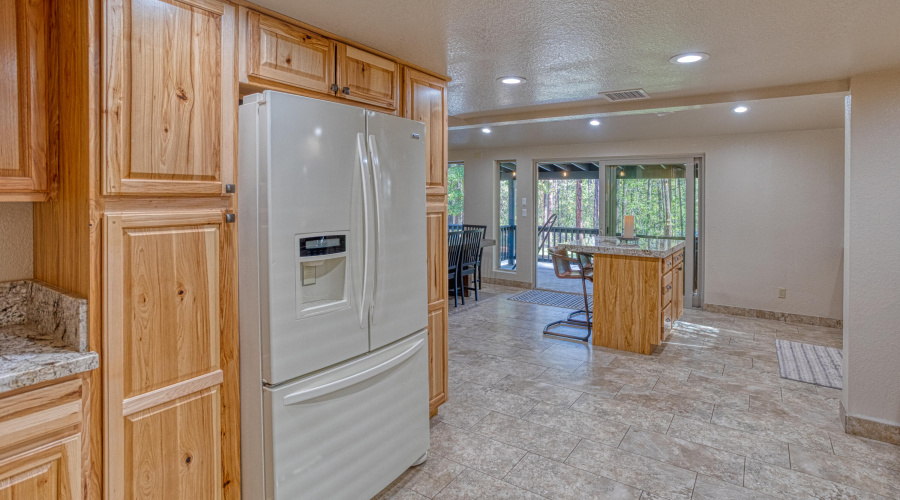 PAX_5034_AuroraHDR2019-edit