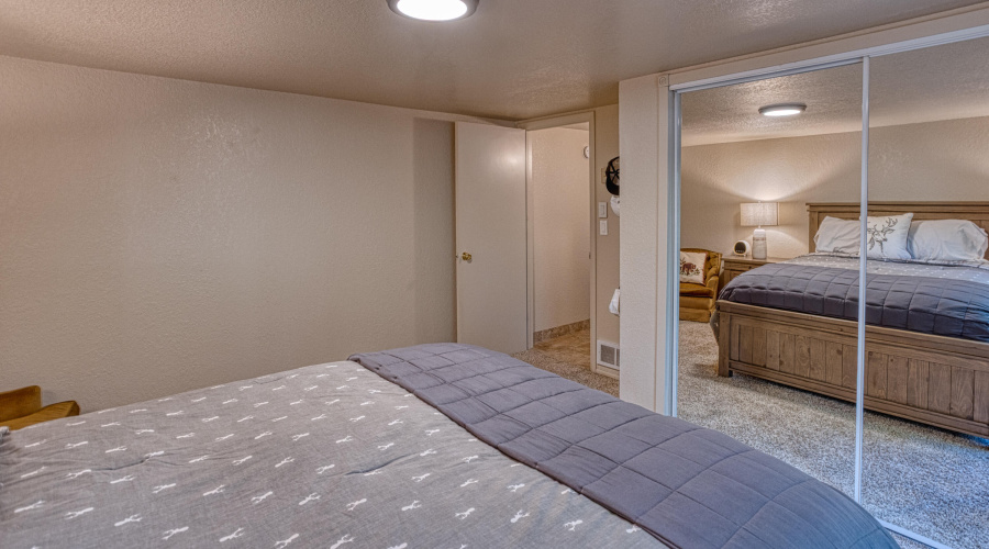 PAX_5040_AuroraHDR2019-edit