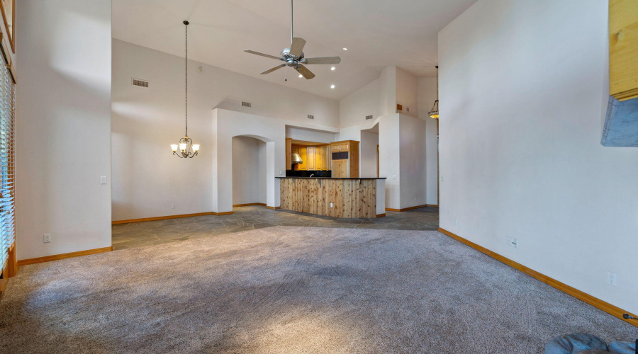 2758JaguarCir-Heber-AZ-6