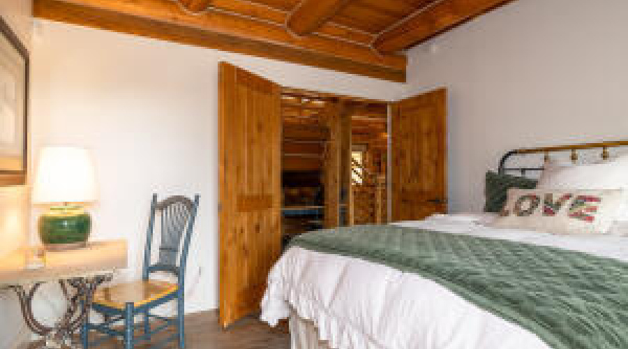 20250829140100459639000000