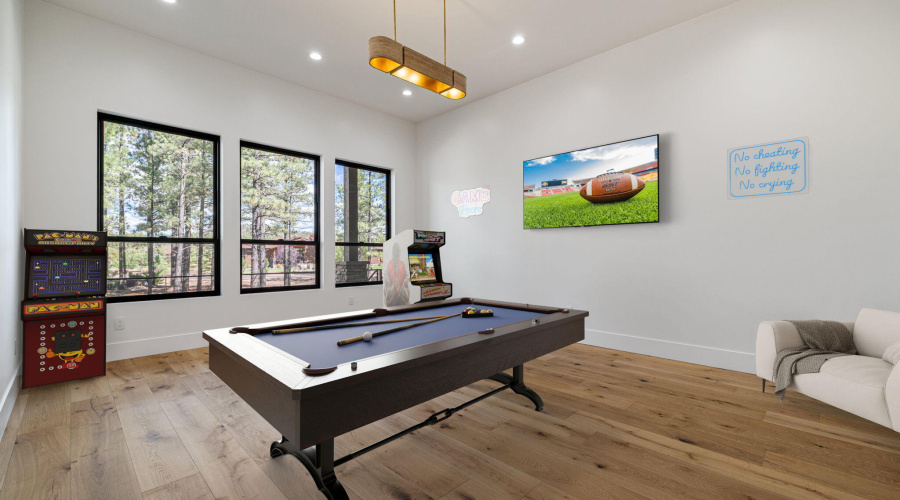 Digitally Staged Bonus / Game Room