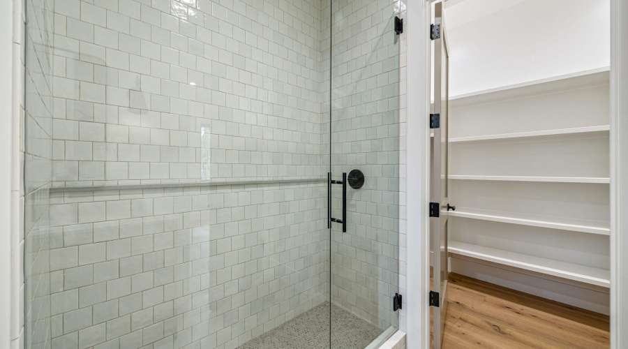 Guest Suite #3 Shower