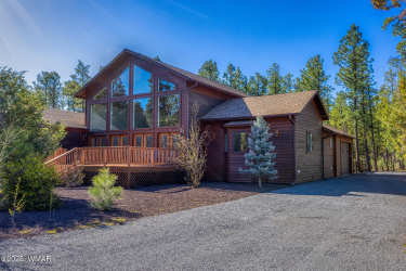 575 Redwood Lane, Pinetop, Arizona 85935, Bedrooms, ,Bathrooms,Residential,For Sale,Redwood,255626