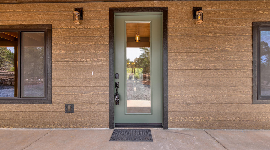 Low maintenance siding