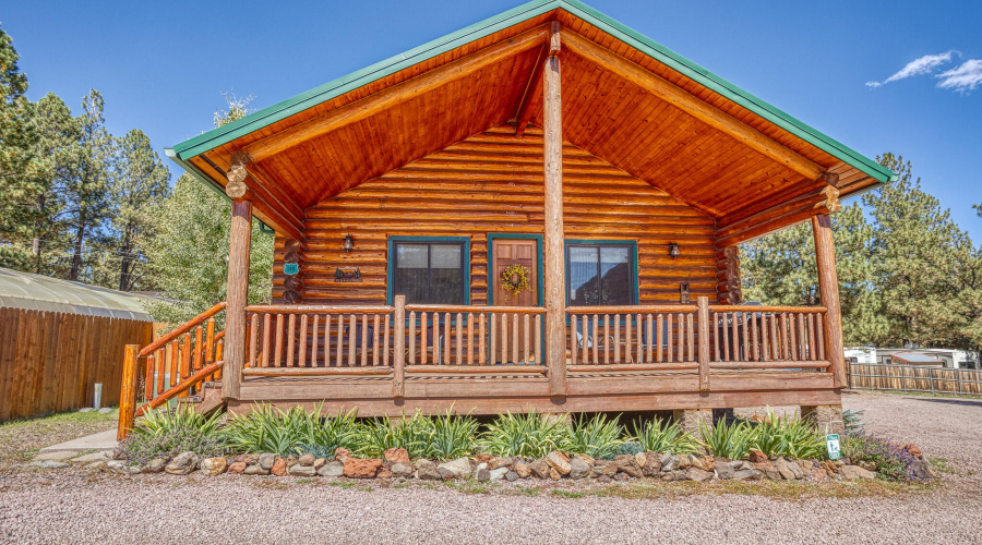 PAX_4977_AuroraHDR2019-edit-X4