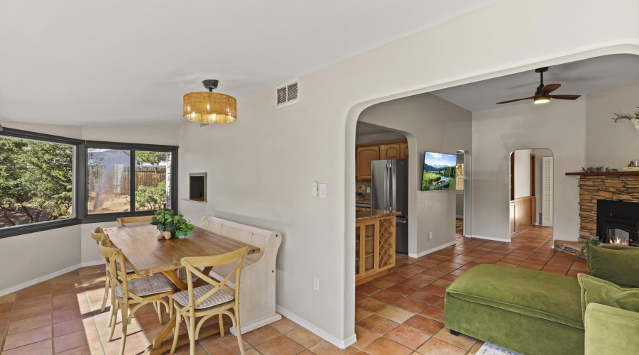 511 N Hemlock Circle Dining Room Great R