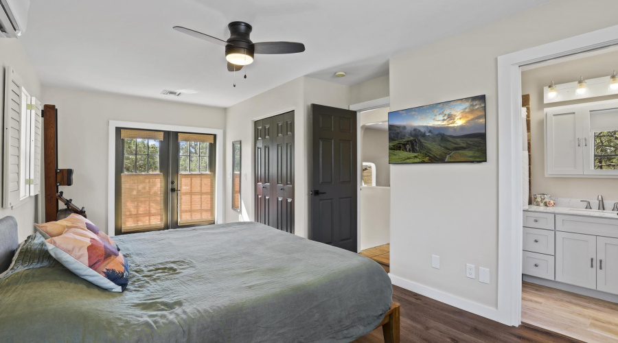 511 N Hemlock Circle Primary Bedroom 2