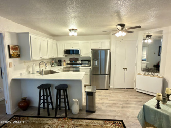 2700 White Mountain Road, Show Low, Arizona 85901, Bedrooms, ,Bathrooms,Residential,For Sale,White Mountain,258120