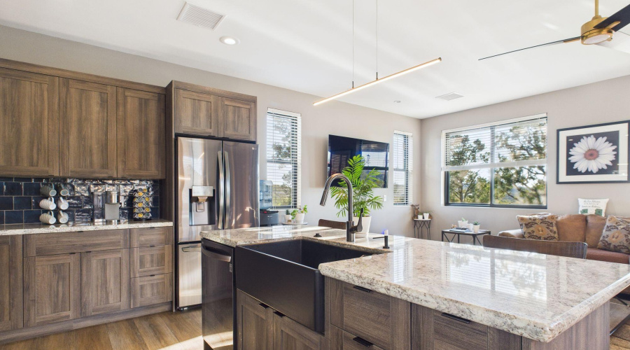 8-web-or-mls-CAM03379G0-PR0153-STILL008