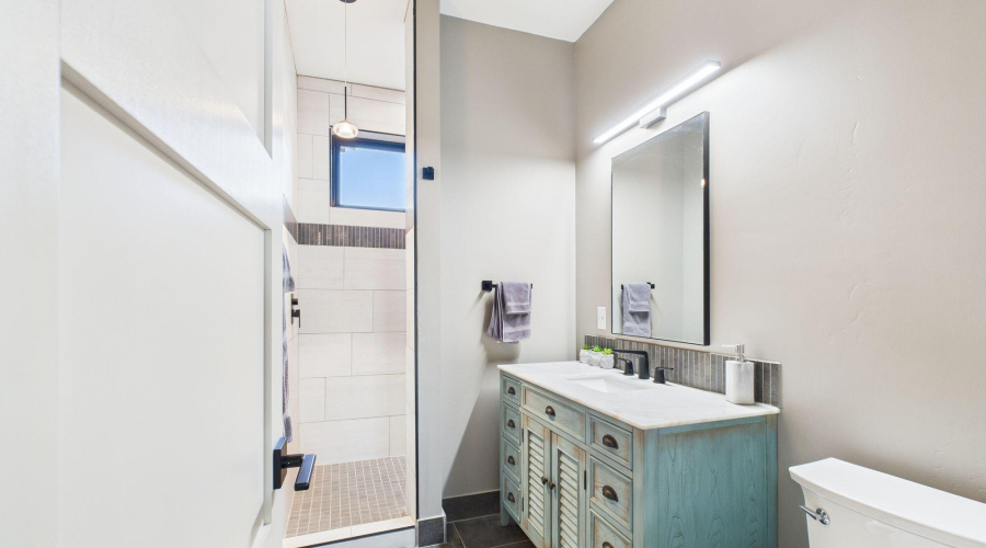 5-web-or-mls-CAM03379G0-PR0153-STILL005