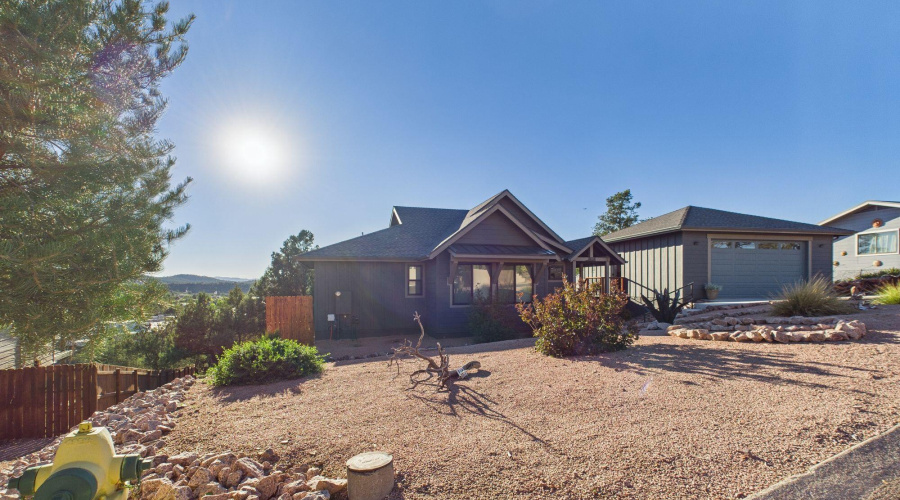 3-web-or-mls-CAM03379G0-PR0153-STILL003