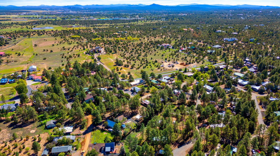 1860N22ndDr-ShowLowAZ-3