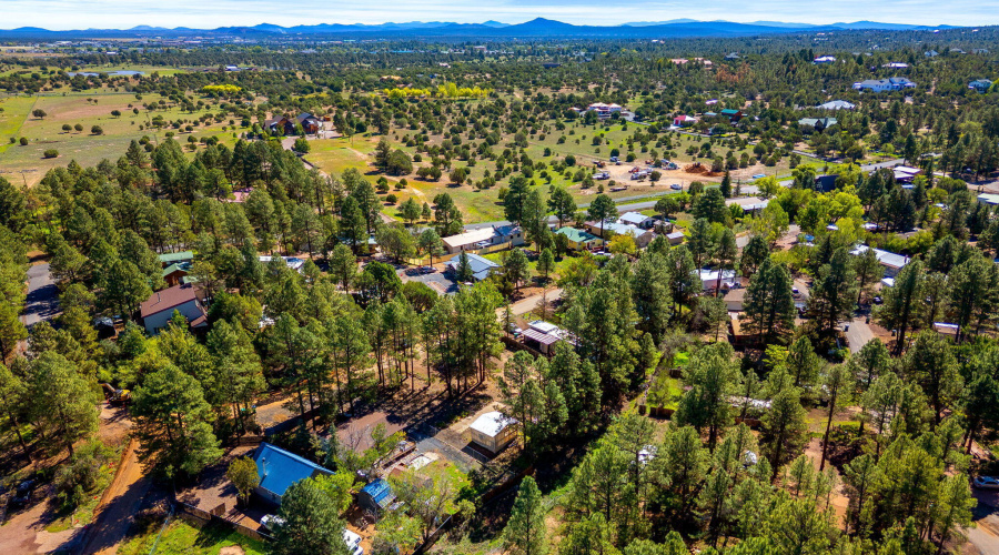 1860N22ndDr-ShowLowAZ-4