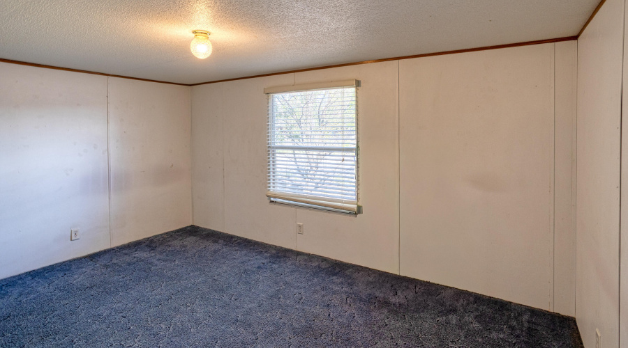 PAX_5211_AuroraHDR2019-edit