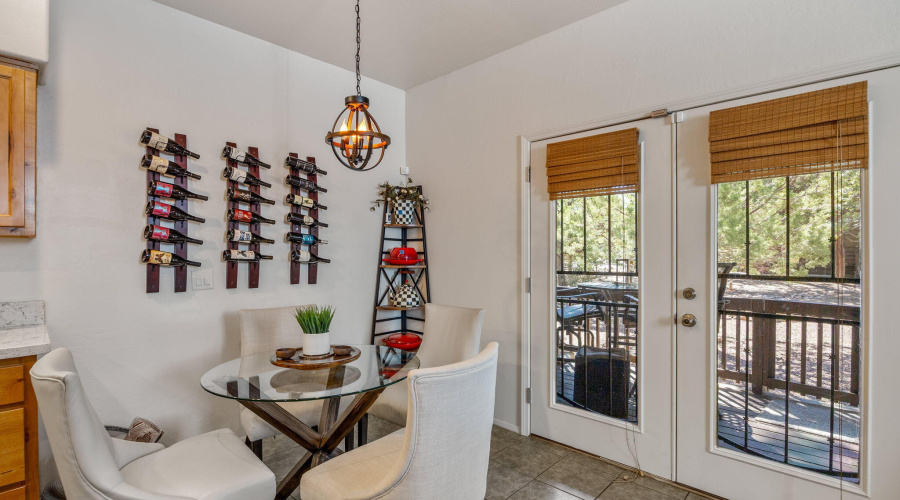 Kitchen dining with views