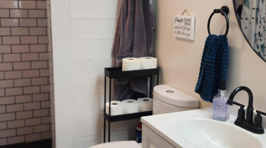 TRACEE REYNOLDS (16)