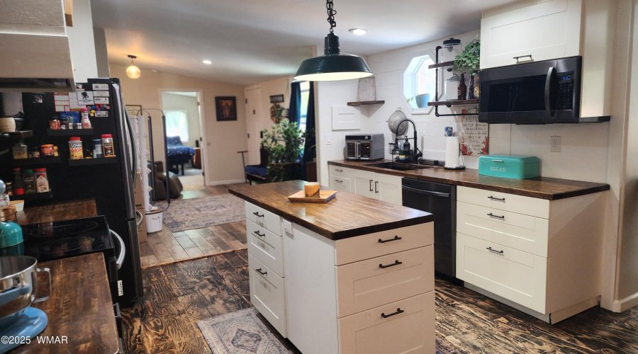 TRACEE REYNOLDS (17)