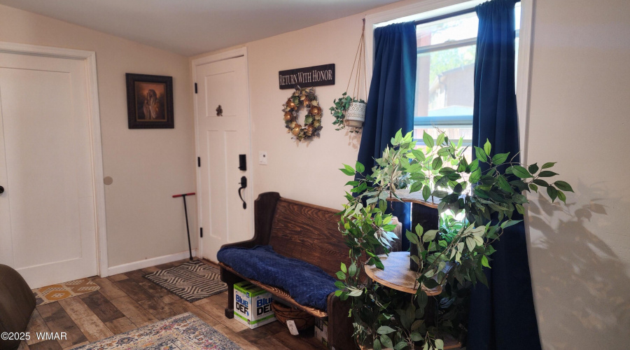 TRACEE REYNOLDS (32)