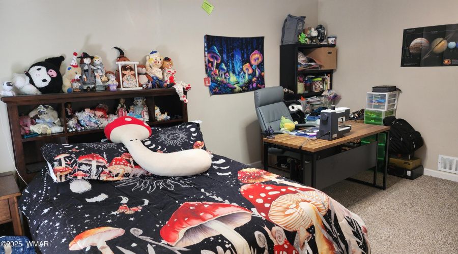 TRACEE REYNOLDS (28)